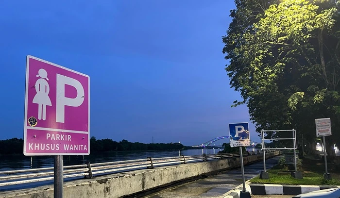Dishub Kukar Sediakan Parkir Khusus Perempuan dan Disabilitas di Pinggiran Turap Mahakam