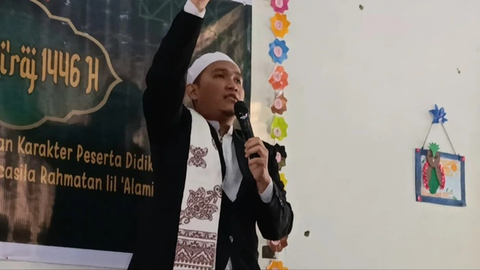 SDN 011 Tenggarong Gelar Isra Miraj 1446 H Tekankan Pentingnya Shalat Lima Waktu 3