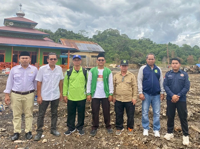 Tahap Kedua Distribusi Bantuan untuk Korban Kebakaran di Batu Timbau, Total Donasi Mencapai Rp54 Juta