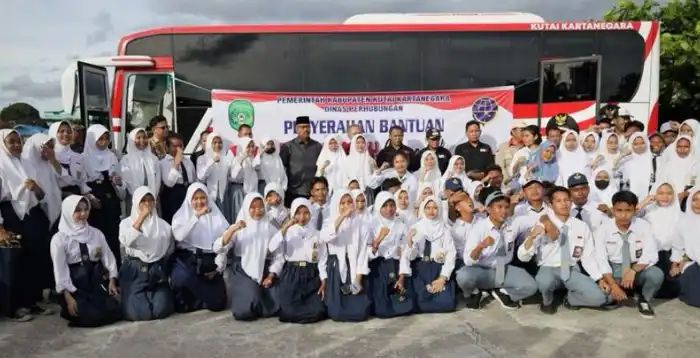 Desa Muara Ritan Sediakan Transportasi Gratis, Permudah Akses Sekolah bagi Pelajar