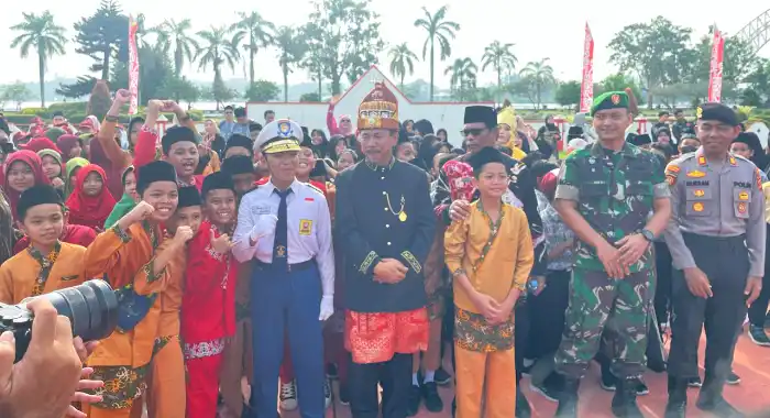 Peringati Hardiknas, Sunggono Serukan Semangat Majukan Pendidikan Kukar