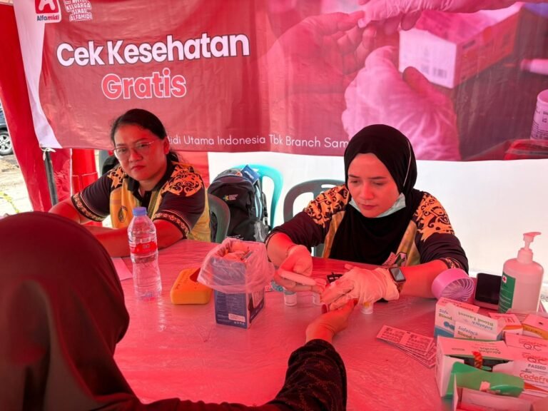 Alfamidi Gelar Cek Kesehatan Gratis di Palangkaraya saat Grand Opening Toko G. Obos