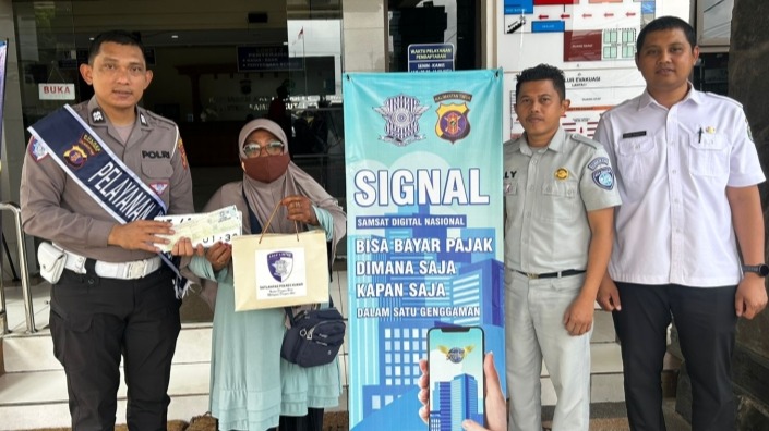 Polantas Menyapa Operasi Keselamatan Mahakam 2026, Satlantas Polres Kutai Kartanegara Tingkatkan Pelayanan SIM, BPKB dan STNK