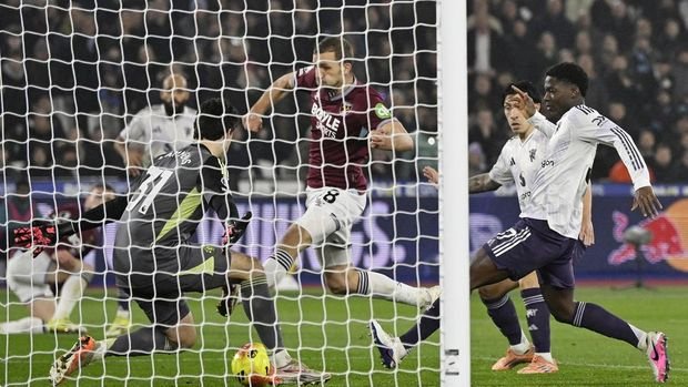 West Ham vs Manchester United Berakhir Imbang 1-1, Gol Telat Benjamin Sesko Gagalkan Kemenangan Tuan Rumah