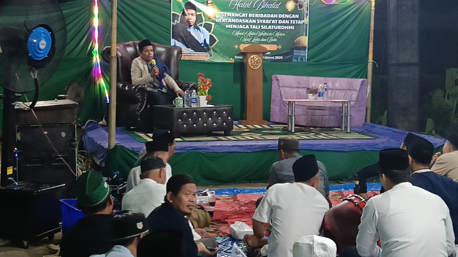 Kang GusNu Tekankan Kesadaran Diri sebagai Inti Tradisi pada Halal Bihalal Desa Sarinadi Kukar 2026