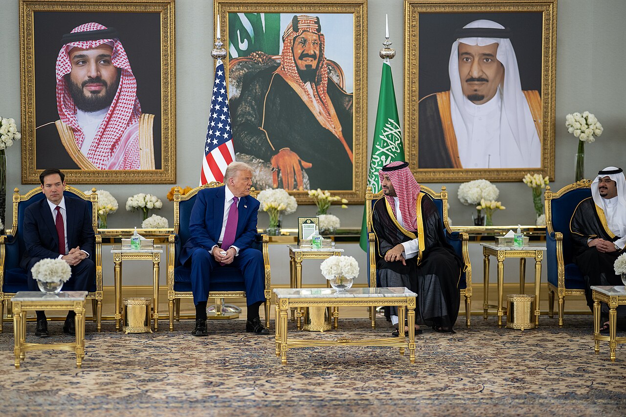 Putra Mahkota Saudi dan Trump Bahas Upaya Redakan Konflik Timur Tengah